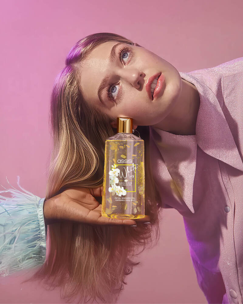 Assisi White Iris Hyaluronic Acid & Provitamin B5 Nemlendirici Yapraklı Duş Jeli 500 ml